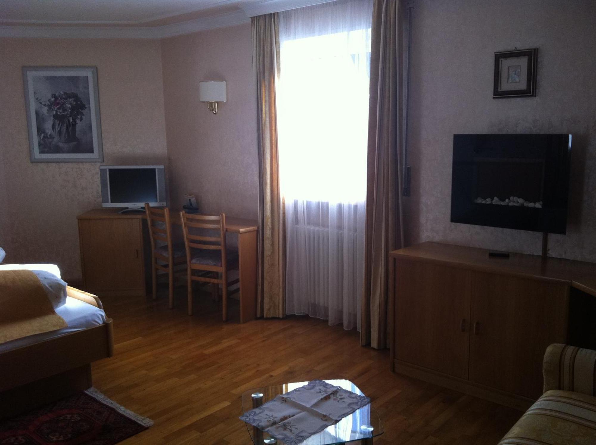 Hotel Serena Сельва-ди-Валь-Гардена Экстерьер фото